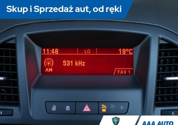 Opel Insignia cena 33000 przebieg: 189425, rok produkcji 2011 z Iława małe 254